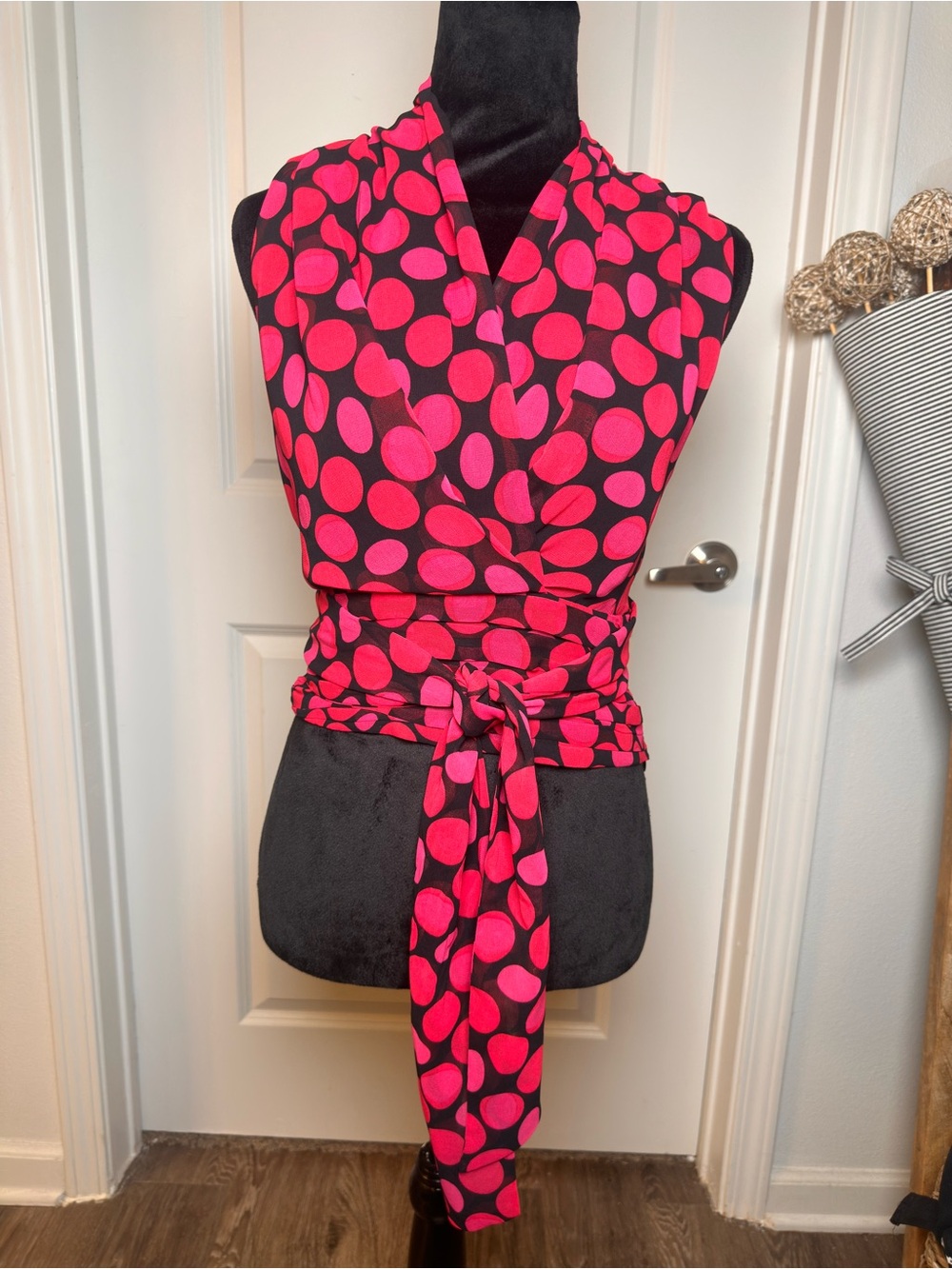 Zara Black Top with Bright Pink Polka Dots \ BNWT
